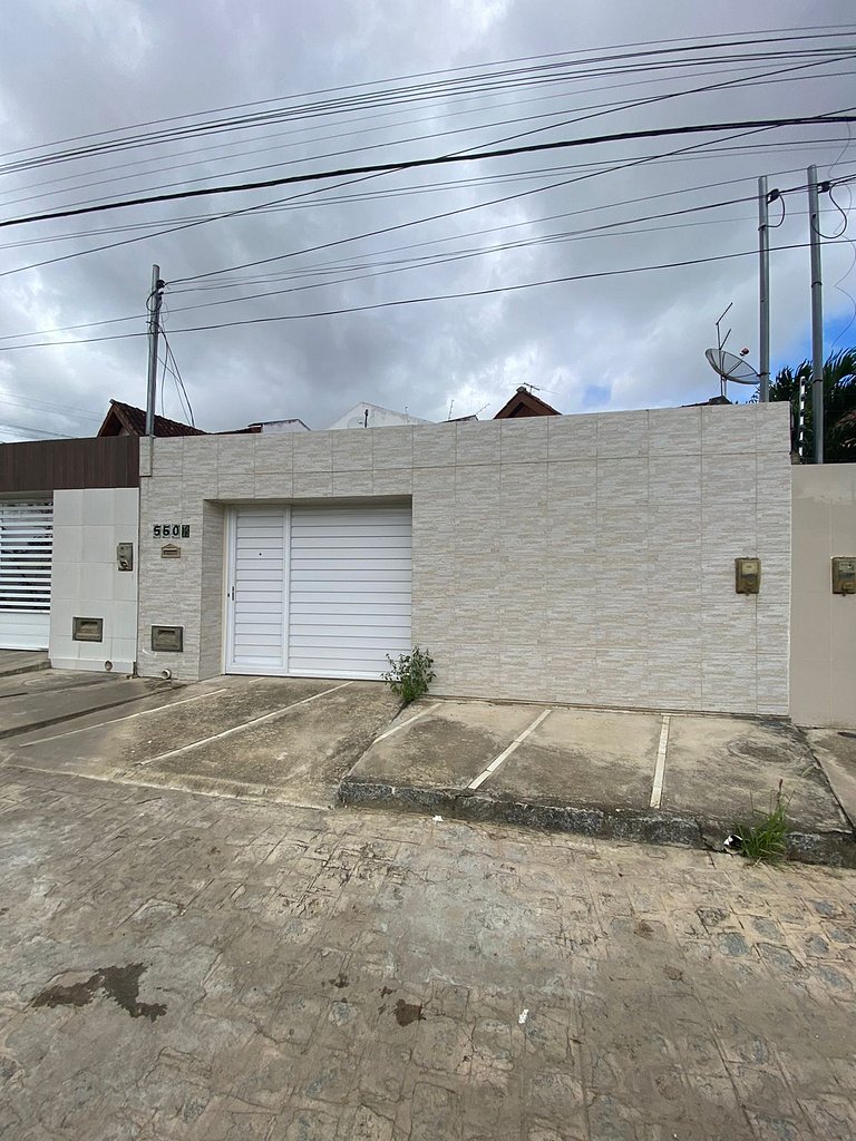 Temporada CG - Casa altíssimo padrão no Cruzeiro