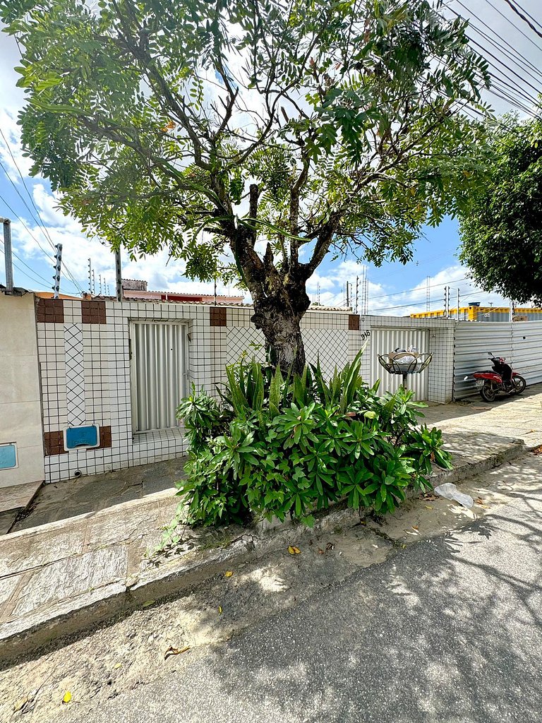 Temporada CG - Casa Jardim Quarenta