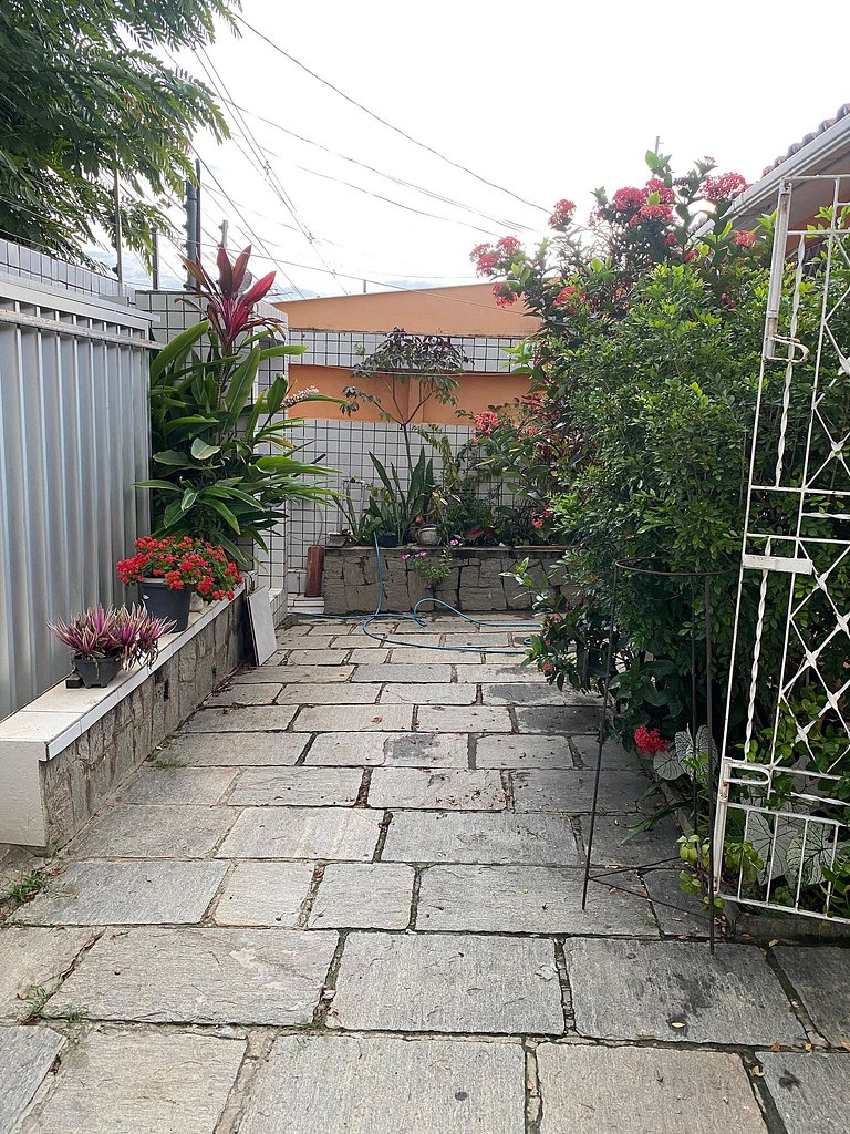 Temporada CG - Casa Jardim Quarenta