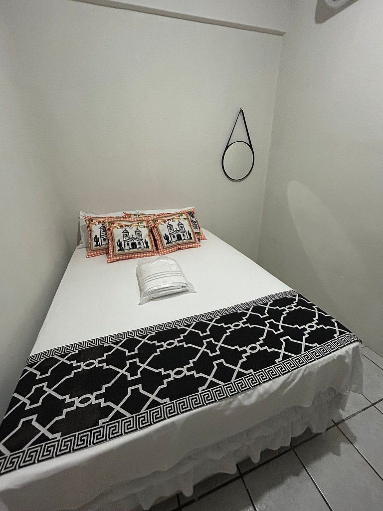 Suíte com ar condicionado e WiFi muito confortavel
