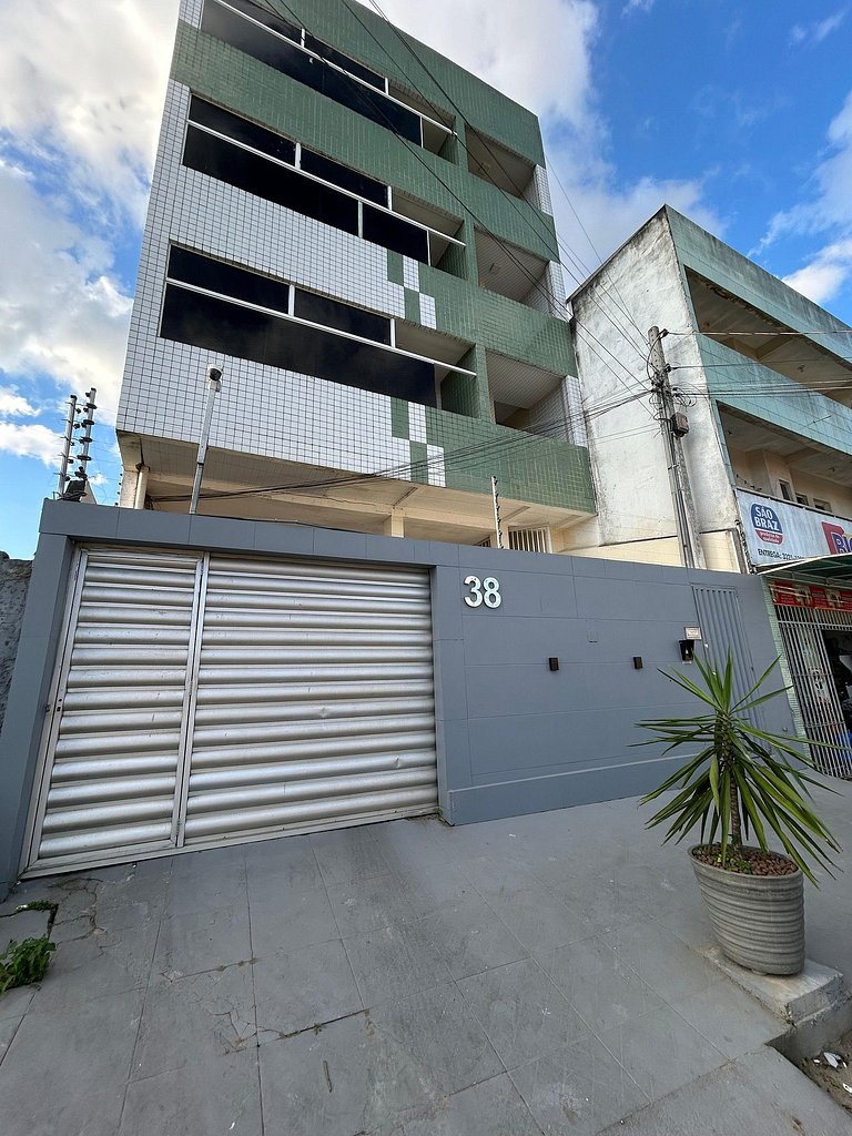 "Flat aconchegante e bem localizado.