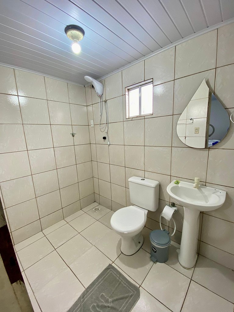 Hospedagem confortável em ótima localização