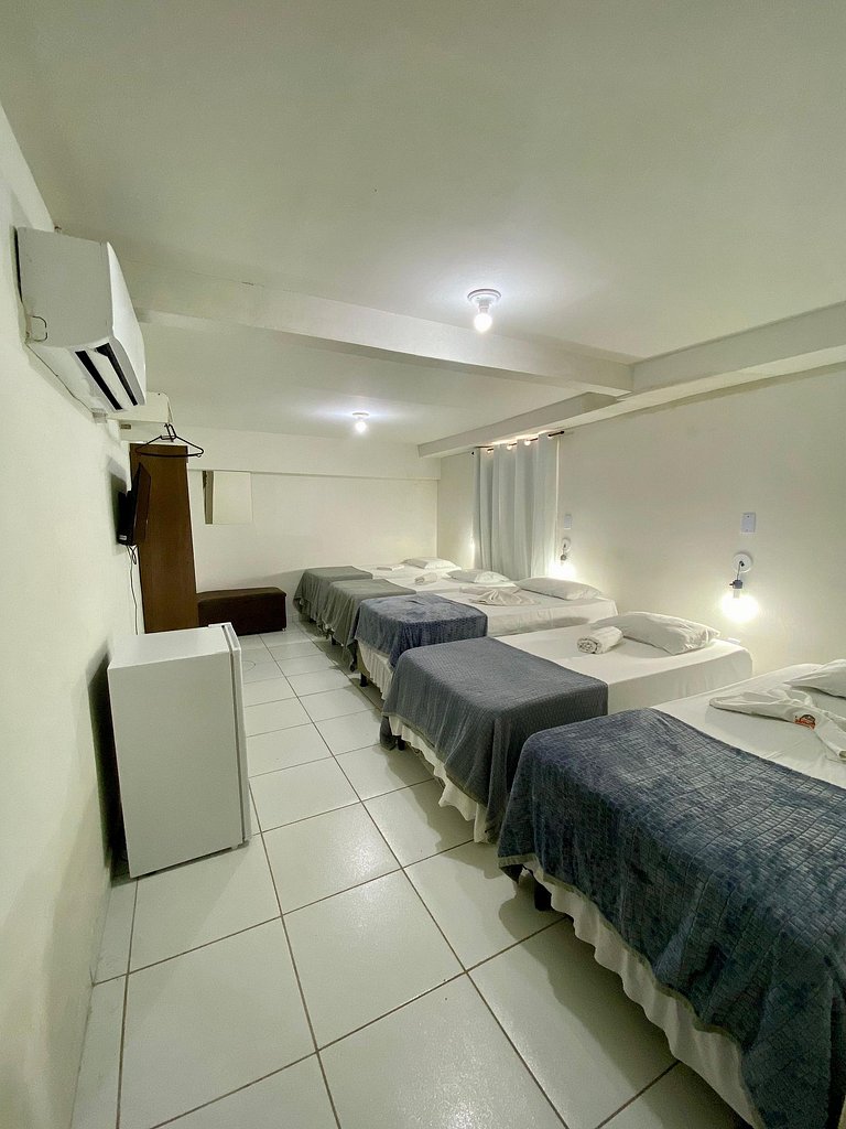 Quarto confortável para grupos — Pousada Mandacaru