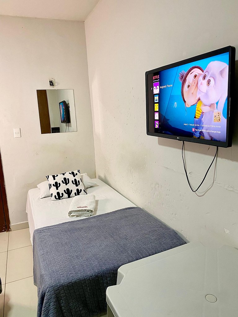 Quarto Triplo Confortável e Seguro - Pousada Mandacaru