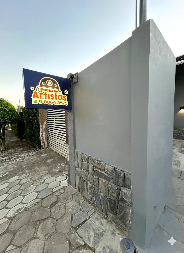 Quarto duploconfortavel com excelente localização