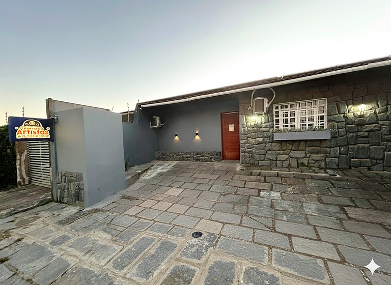 Estadia Acessível em Ambiente Familiar e Tranquilo