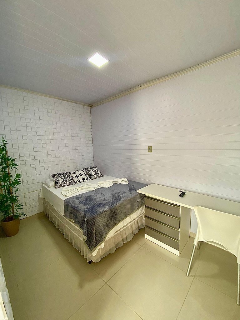 Hospedagem aconchegante e bem localizada