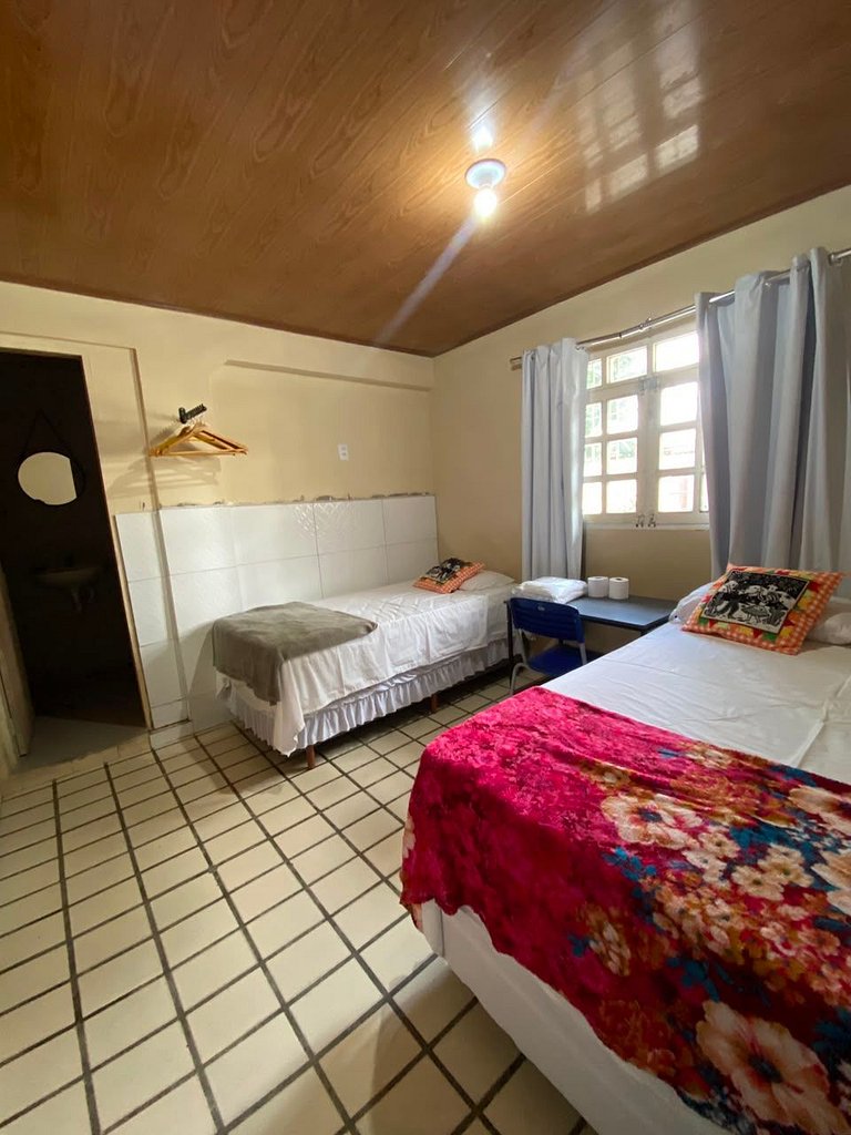 Flat Confortável para 3 Pessoas — Fácil Acesso e Ambiente Se