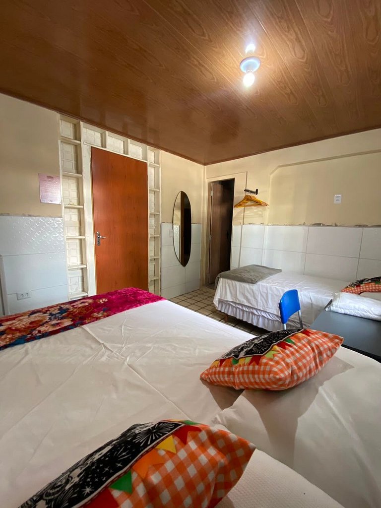 Flat Confortável para 3 Pessoas — Fácil Acesso e Ambiente Se