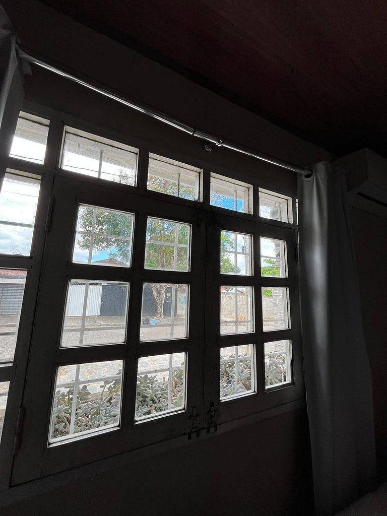 Flat Confortável para 3 Pessoas — Fácil Acesso e Ambiente Se