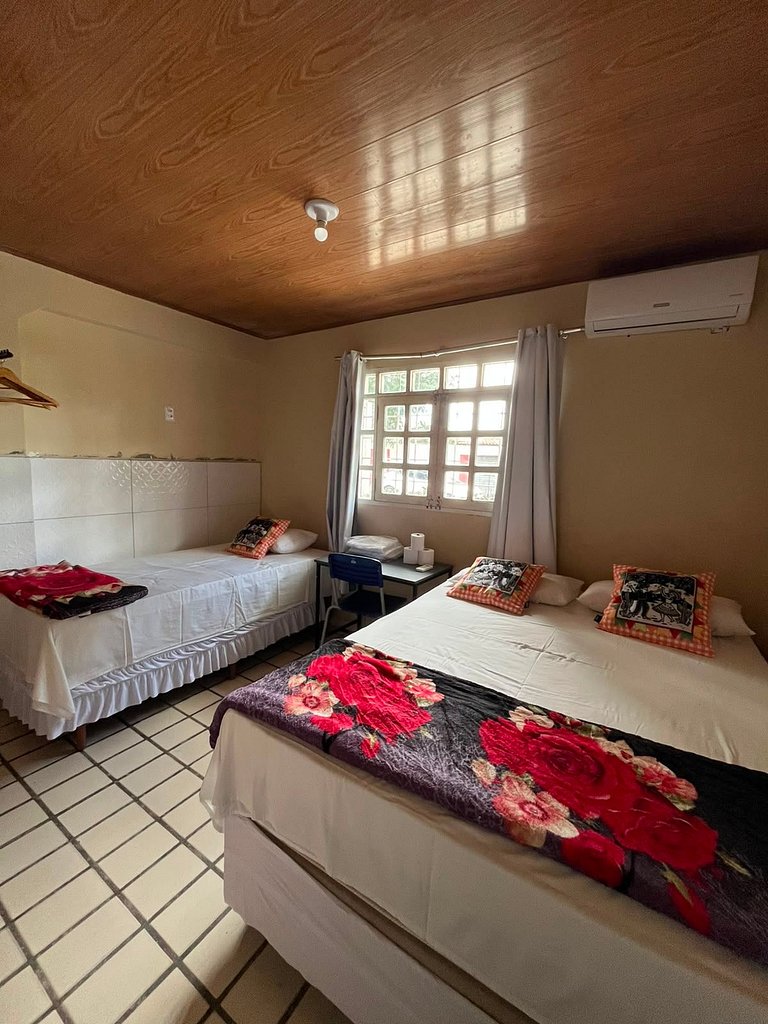 Flat Confortável para 3 Pessoas — Fácil Acesso e Ambiente Se
